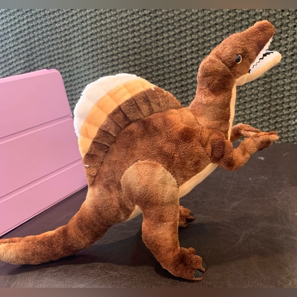 Wild Republic 8” Brown Spinosaurus Plushie w/Fan-Like Spine Back; Ages 3+ - Picture 1 of 9